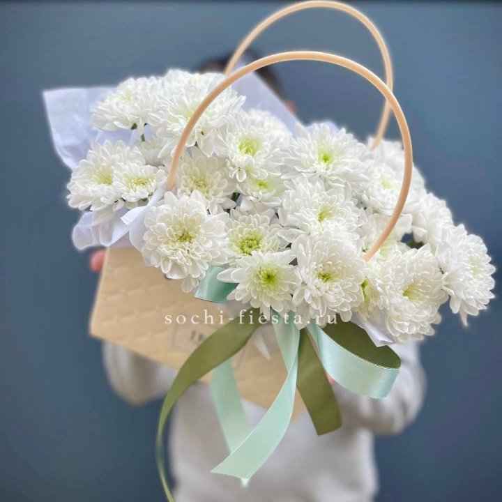 Сумочка с хризантемами в Красноярске