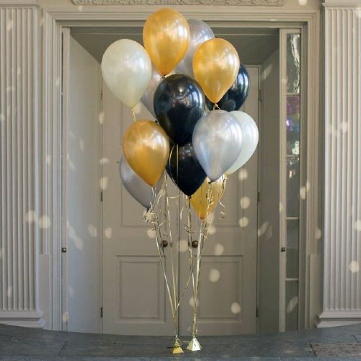 Фонтан шаров "Фаерворк" в Красноярске