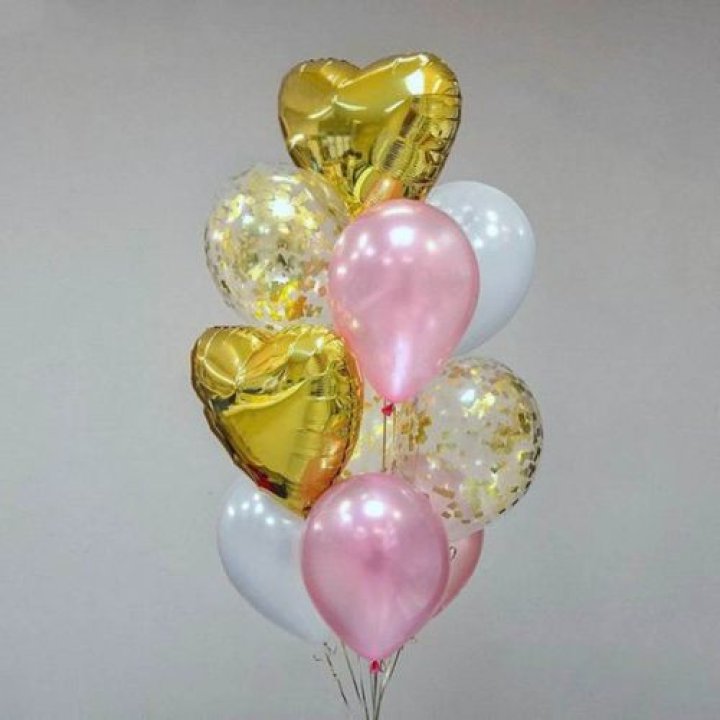 Облако шаров "Рози голд" в Красноярске