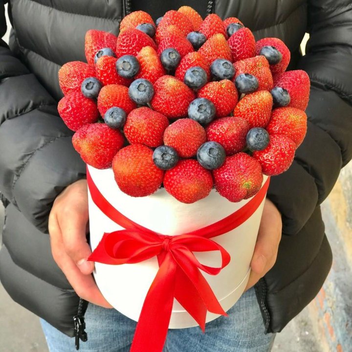 Клубничный бокс №3 в Красноярске