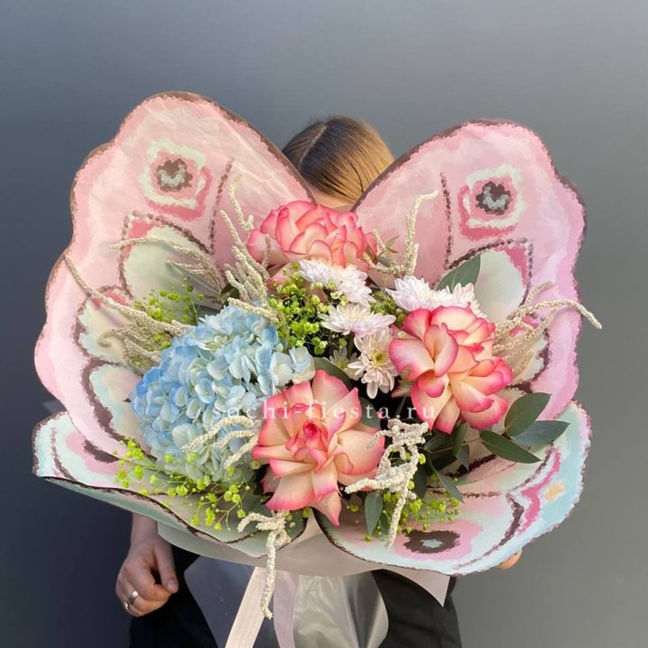 Дизайнерский букет бабочка №5 в Красноярске