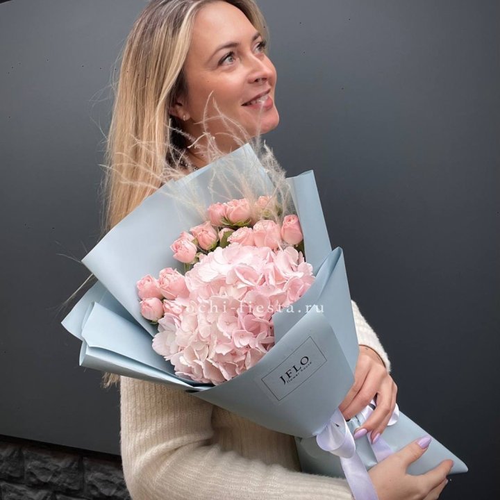 Гортензия  "Жасмин" в Красноярске