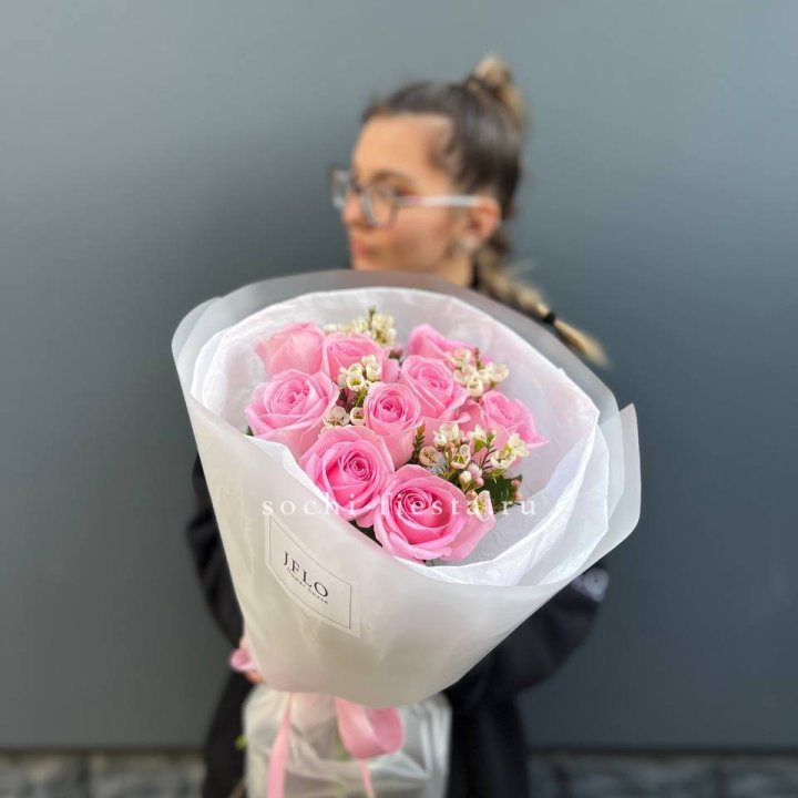 Букет розовых роз  в Красноярске