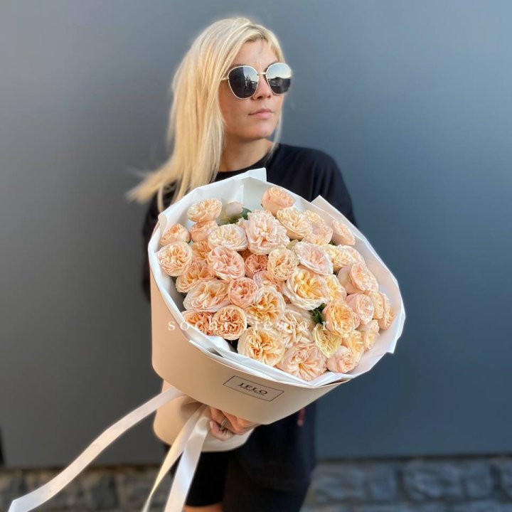 15 пионовидных роз №2 в Красноярске