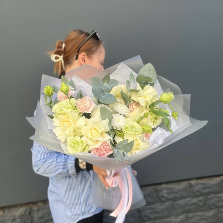  Букет  "Тонкая луна" в Красноярске