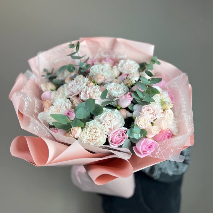  Букет  "Любовь в её глазах" в Красноярске