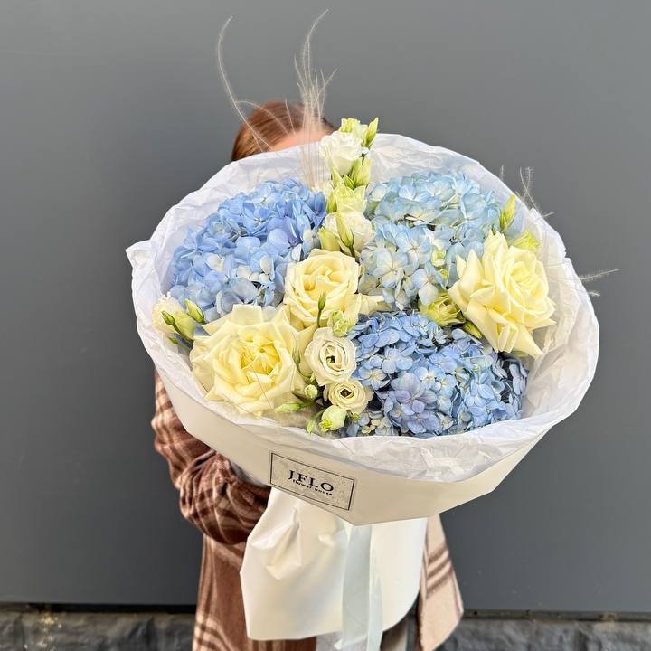 Букет "Глубина глаз" в Красноярске