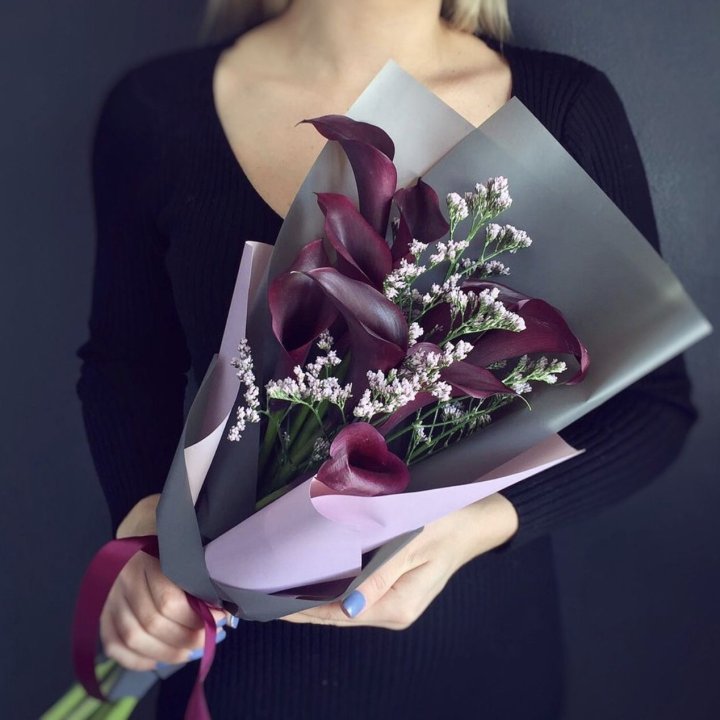 Букет фиолетовых калл в Красноярске