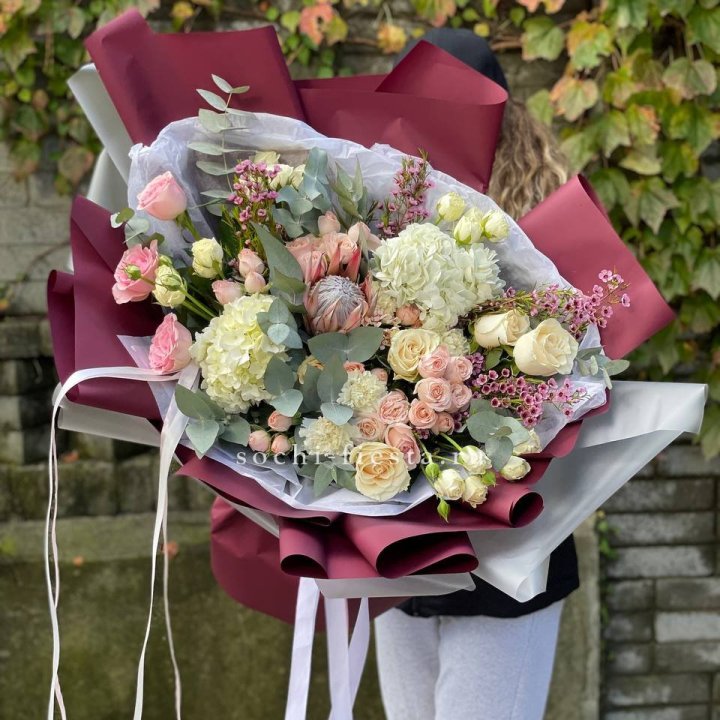 Авторский букет с протеей №1 в Красноярске