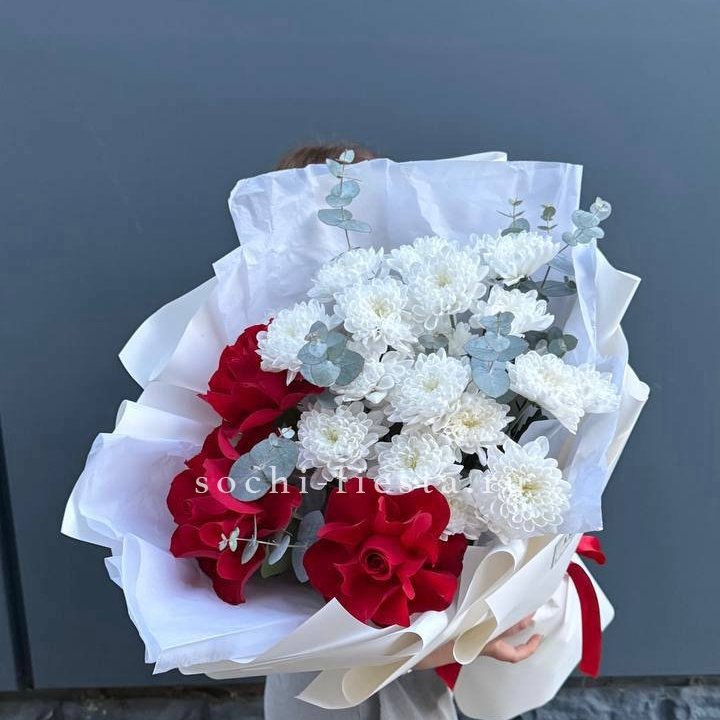 Дуо розы и хризантемы в Красноярске
