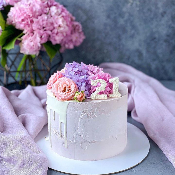 Торт с цифрой в Красноярске