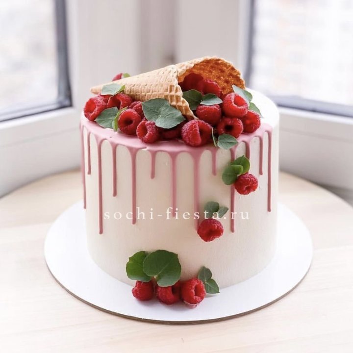 Торт "Ягодный" в Красноярске