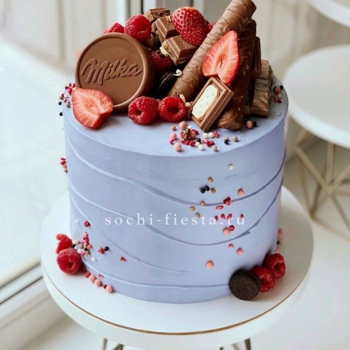 Торт "Milka's world" в Красноярске