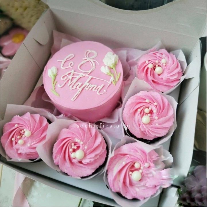 Капкейки и бенто-торт "8 марта!" в Красноярске