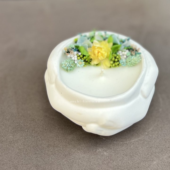 Свеча ароматическая в гипсе Руки в Красноярске