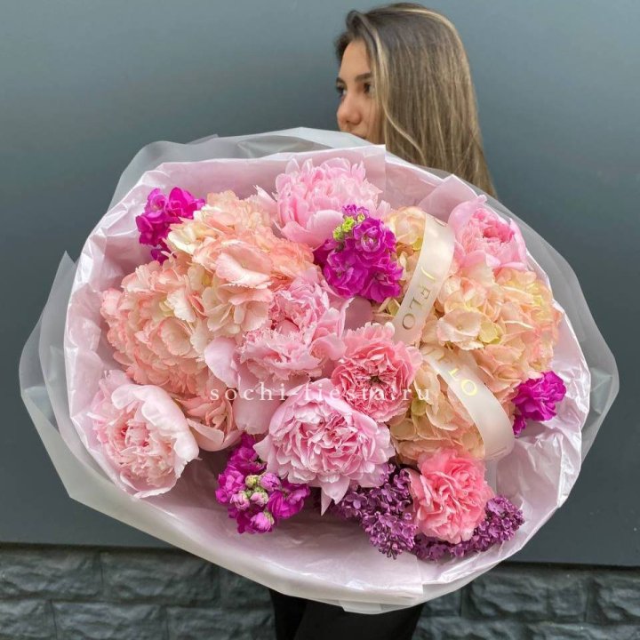  Букет "Фловер пионс" в Красноярске