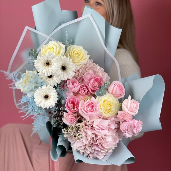 Дизайнерский букет "Адель" в Красноярске