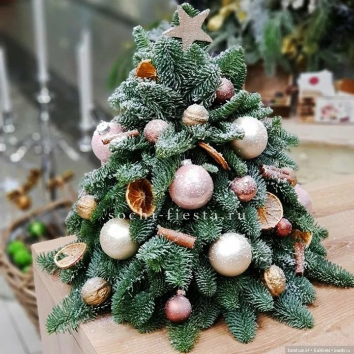 Новогодняя елочка "Блеск" в Красноярске