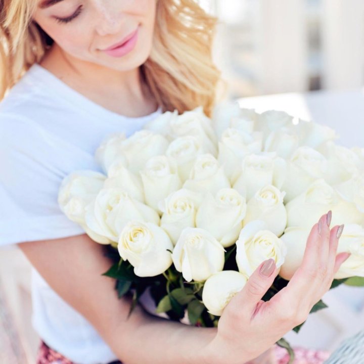 Букет высоких роз "Облака" в Красноярске