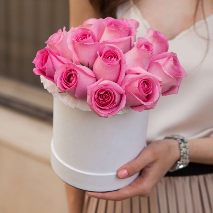 15 роз в боксе Кэтрин в Красноярске