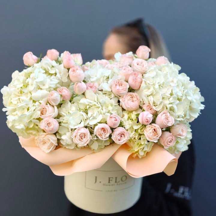 Дизайнерский бокс "Изабелла" в Красноярске