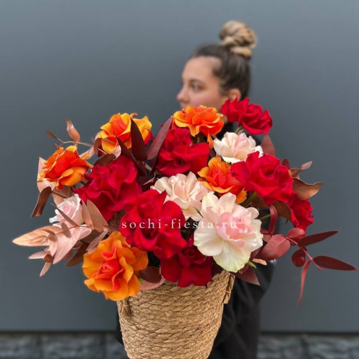 Авторский бокс "Роксана" в джутовом кашпо в Красноярске