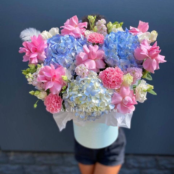 Коробка с цветами "Лемия" в Красноярске