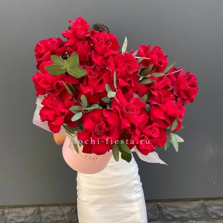 Бокс из 17 французских роз в Красноярске