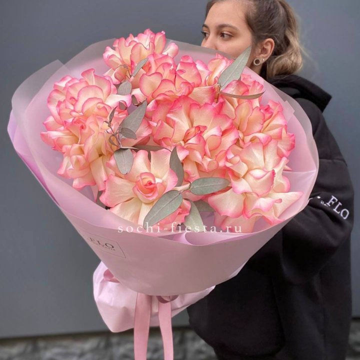 9 французских роз Джумилия в Красноярске