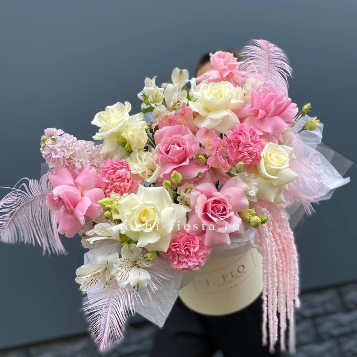 Дизайнерский бокс "Ловели" в Красноярске