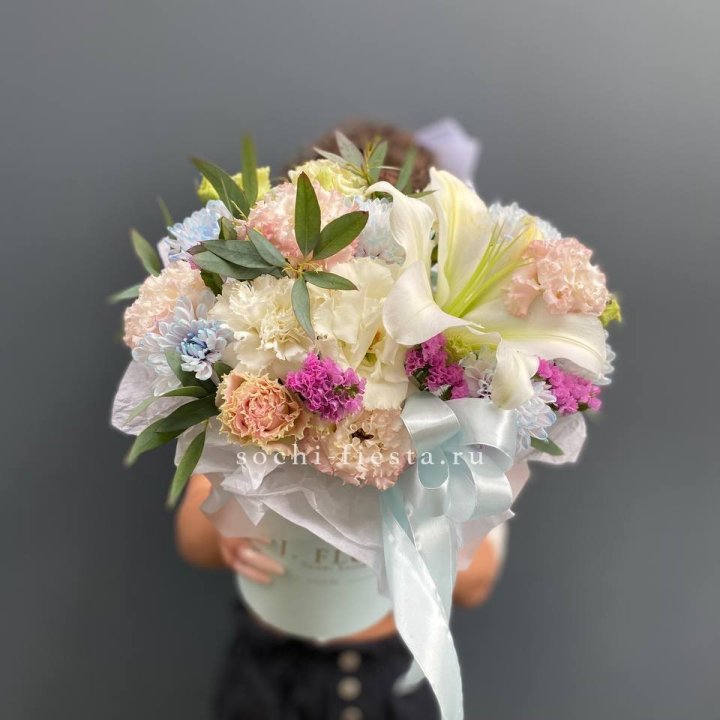 Дизайнерский цилиндр "Лилия" в Красноярске