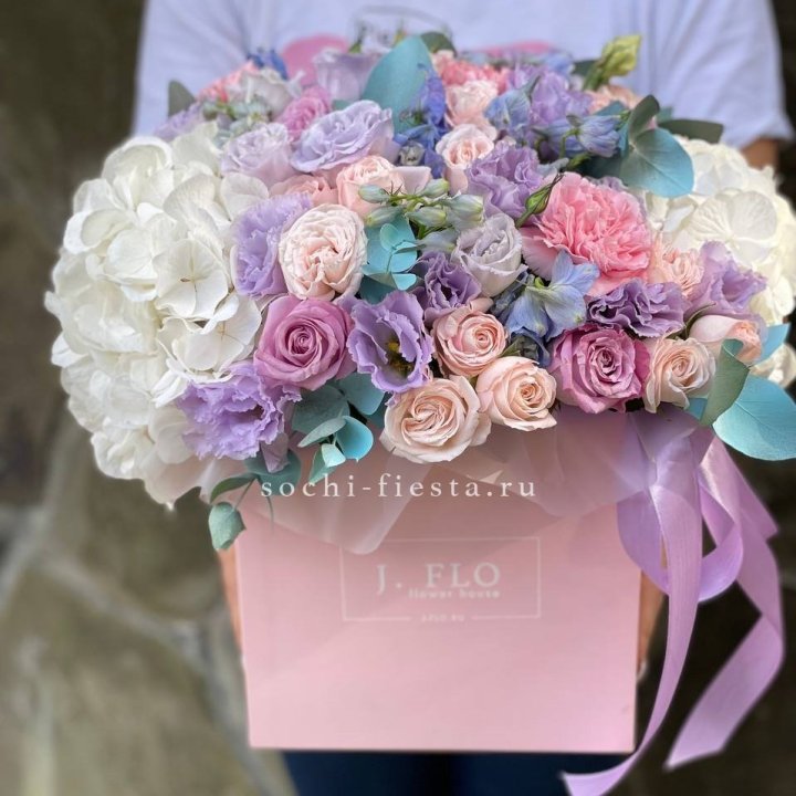 Цветочный бокс макси каб в Красноярске