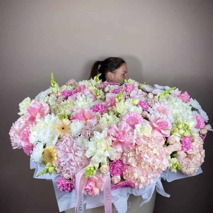 Корзина цветов «Рандеву» в Красноярске