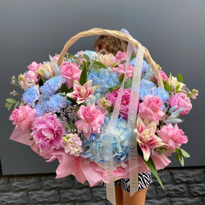 Яркая корзина "Летнее настроение" в Красноярске