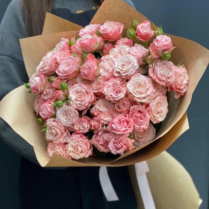 Пионовидные розы Bombastic №2 в Красноярске