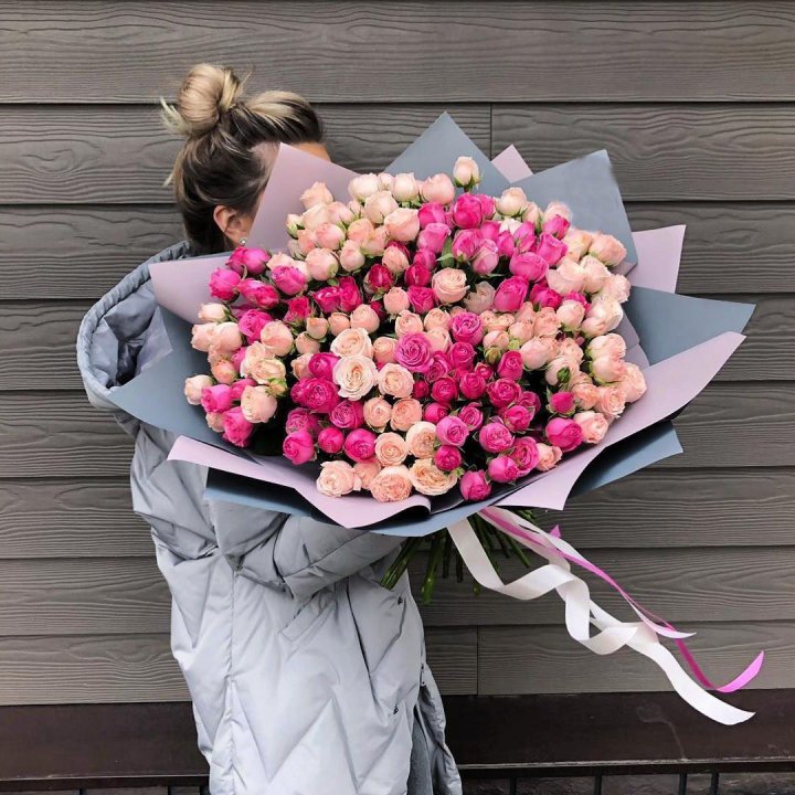 55 роз микс кустовых в Красноярске