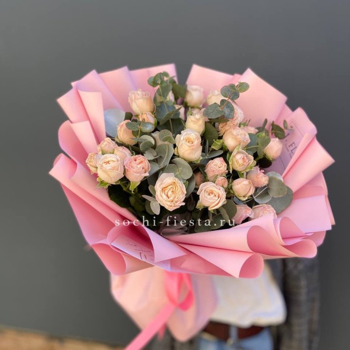 Букет пионовидных роз Cute Love в Красноярске