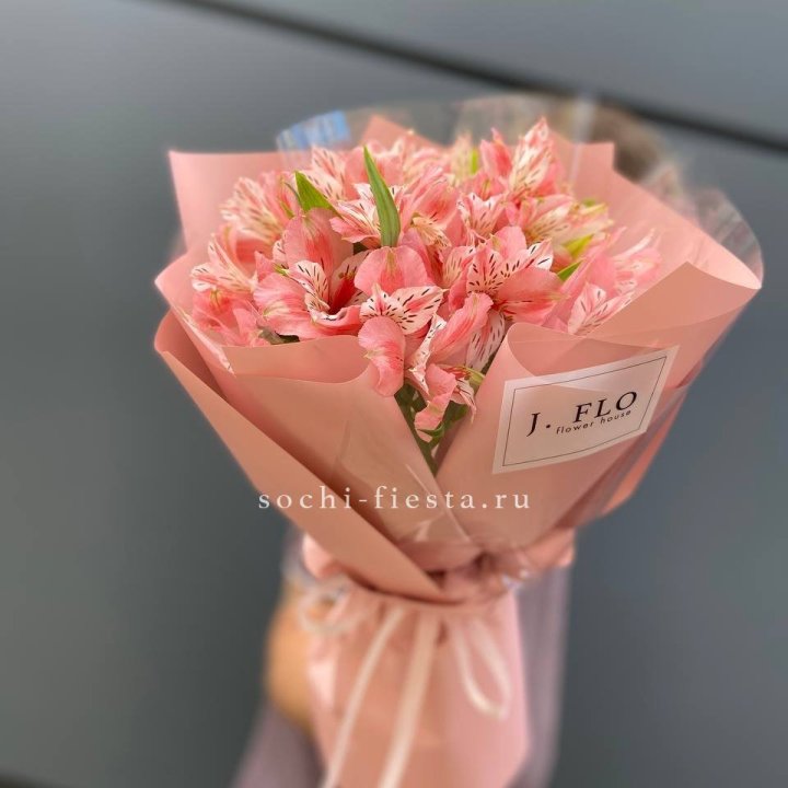 Букет альстромерий розовых в Красноярске