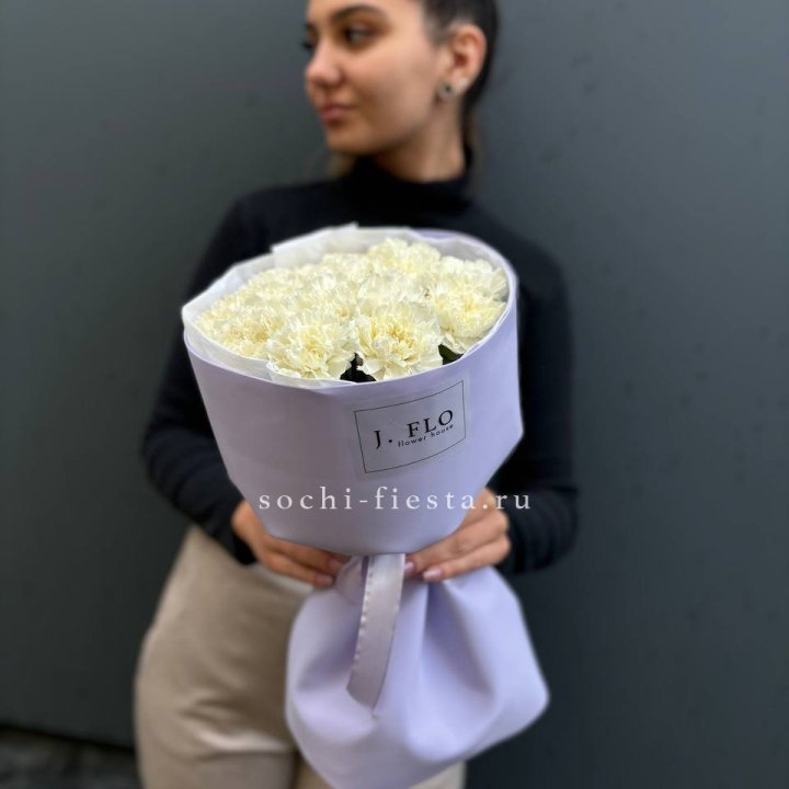 Букет белых диантусов в Красноярске