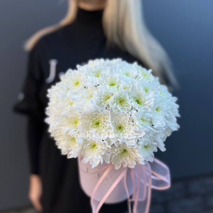 Коробка с хризантемами №1 в Красноярске