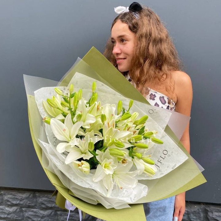 Букет  лилий "Изумруд" в Красноярске