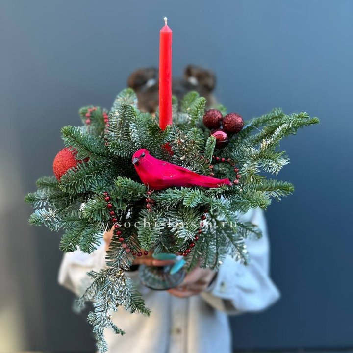 Новогодняя композиция в бокале в Красноярске