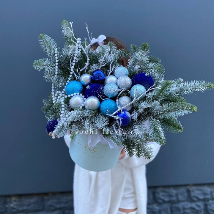 Композиция "Голубая бездна" в Красноярске