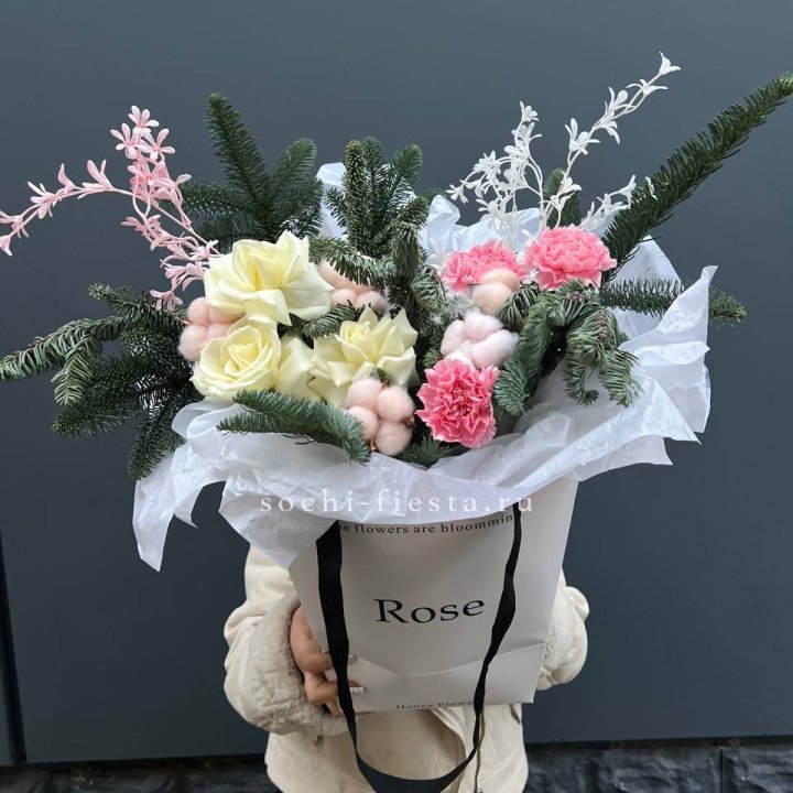 Цветочная сумка с нобилисом в Красноярске