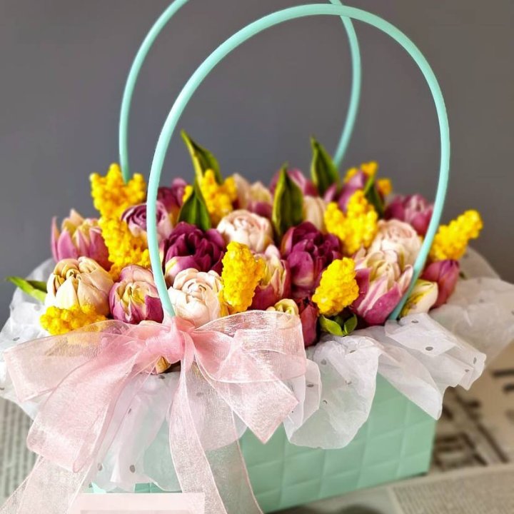 Тюльпаны в сумочке из зефира в Красноярске