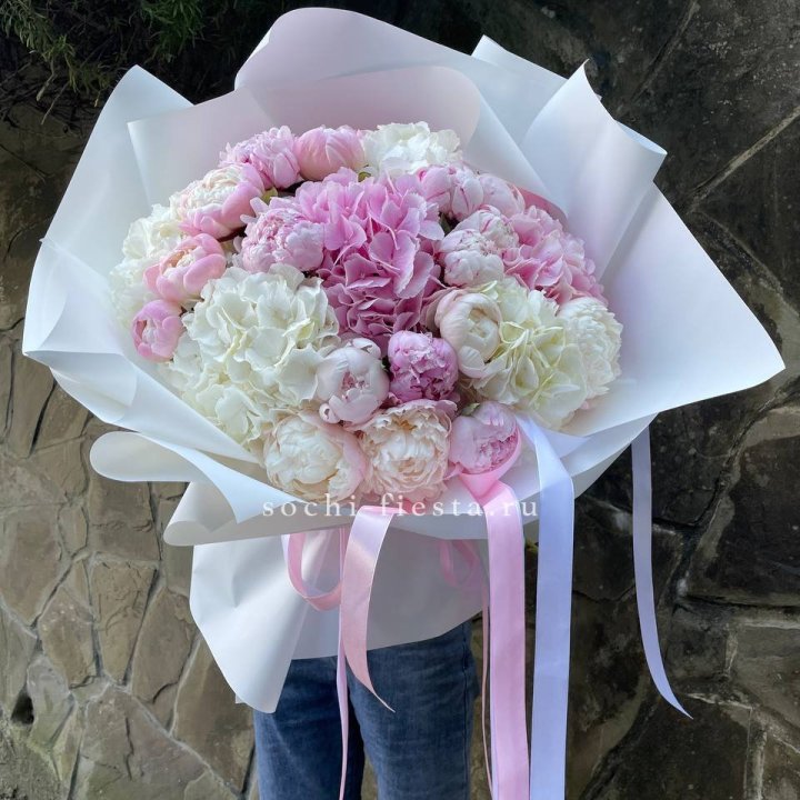 Букет "Пионы и Гортензии" в Красноярске