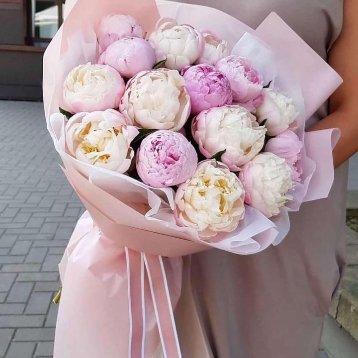 Букет пионов "Маршмелоу" в Красноярске