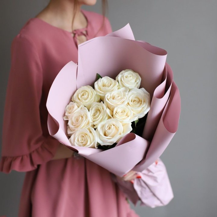 11 белых роз в Красноярске