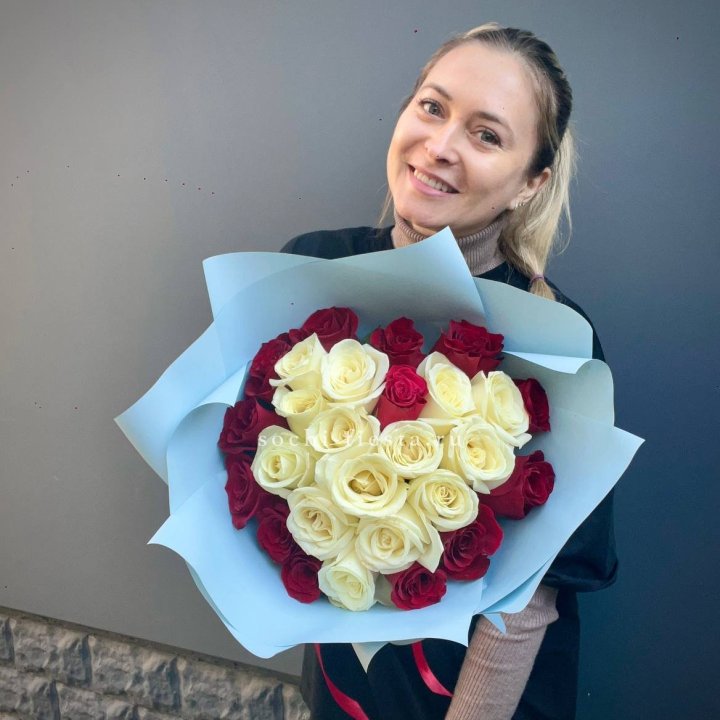 27 роз "Сердце" в Красноярске