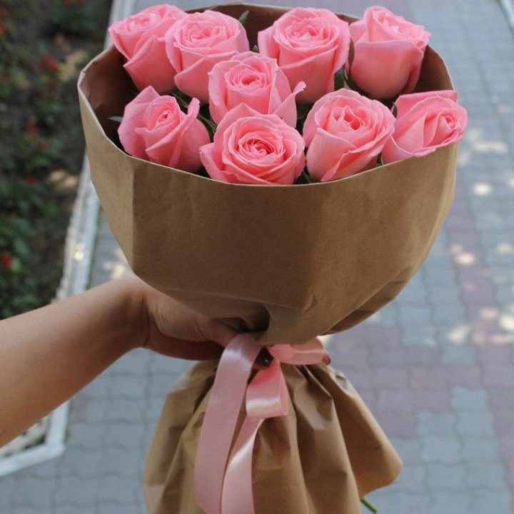 9 розовых роз в Красноярске